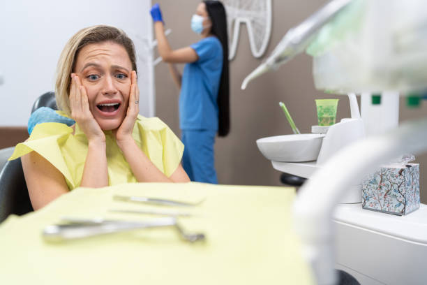 Best Emergency Dental Care for Broken or Chipped Teeth in Old Saybrook Center, CT